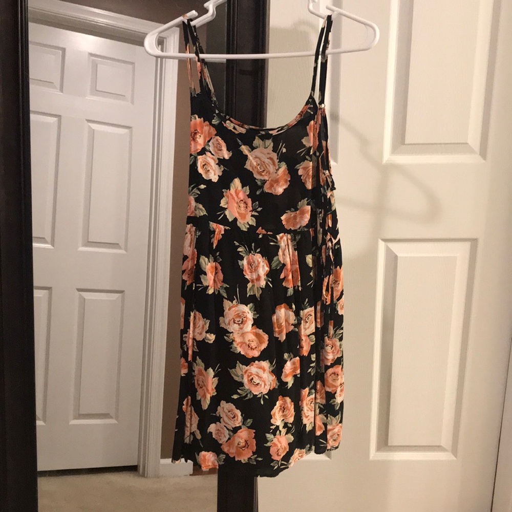 Black and pink rose dress